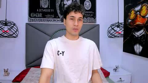 Snapshot of buddy_whitte chatting on February 16, 3:41 pm Buddy Whitte online show from February 16, 3:41 pm