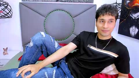 Snapshot of buddy_whitte chatting on March 4, 3:40 pm Buddy Whitte online show from March 4, 3:40 pm