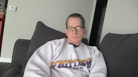 budman004 online show from November 15, 8:05 pm