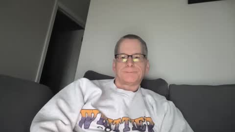 budman004 online show from February 21, 10:11 pm