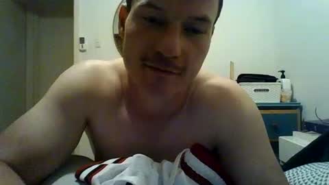 Snapshot of buffjezza27 chatting on June 20, 11:46 am buffgymjunkie27 online show from June 20, 11:46 am