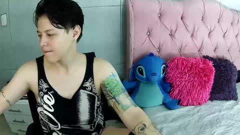 bug2025 online show from December 23, 2:53 am