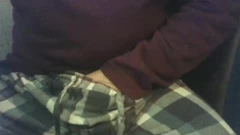 Snapshot of buggemann chatting on October 12, 5:06 am buggemann online show from October 12, 5:06 am