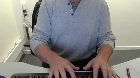 Snapshot of buggemann chatting on October 20, 3:18 am buggemann online show from October 20, 3:18 am