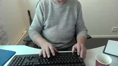 buggemann online show from December 5, 10:24 am