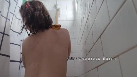 Snapshot of bukkakebae chatting on November 18, 4:28 am bukkakebae online show from November 18, 4:28 am