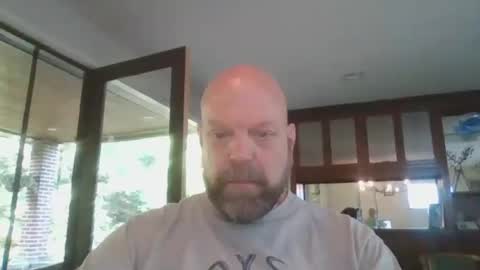bulldog302w online show from June 12, 12:48 pm
