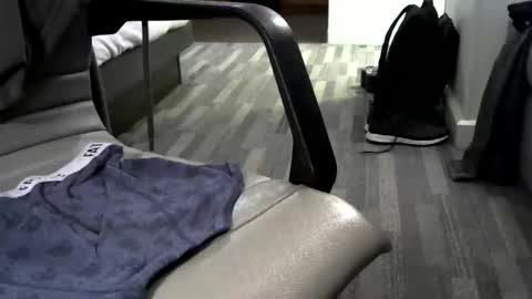 bulldogitdude online show from March 25, 3:45 am