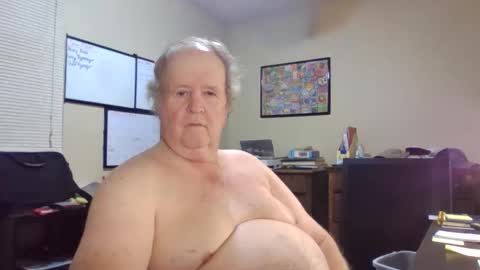 bullfrogg5050 online show from October 27, 12:15 am