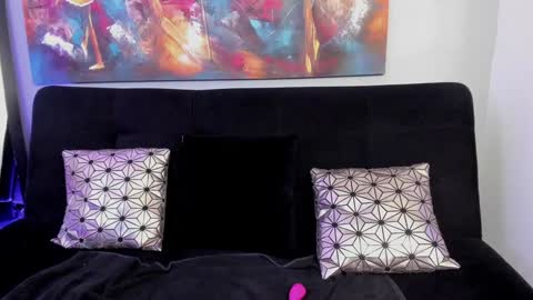 Bulma Bambina online show from December 20, 6:45 pm