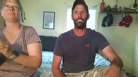 Snapshot of bunkcountry81 chatting on March 28, 6:18 pm Bunk online show from March 28, 6:18 pm