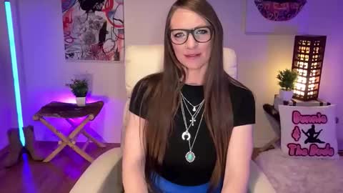 BUNNIE and THE DUDE TheLebowskis online show from January 19, 7:01 am