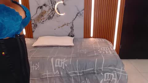 Rossi Hill online show from February 4, 12:22 pm