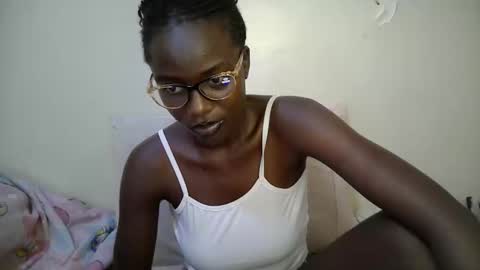 bunny_bliss1 online show from March 21, 12:43 pm