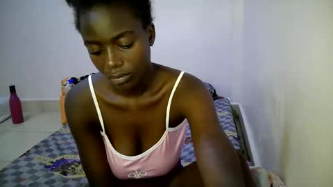 bunny_bliss1 online show from May 31, 3:15 am