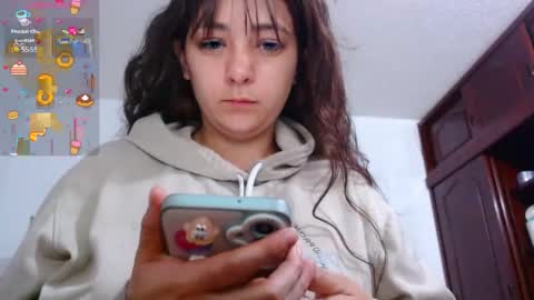 bunny_chloe online show from December 17, 1:22 am