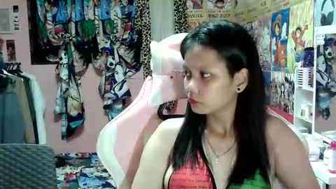 Snapshot of bunny_flower18 chatting on October 14, 11:55 am bunny_flower18 online show from October 14, 11:55 am