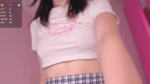 Snapshot of bunny_gaze chatting on November 10, 3:00 pm Kira online show from November 10, 3:00 pm