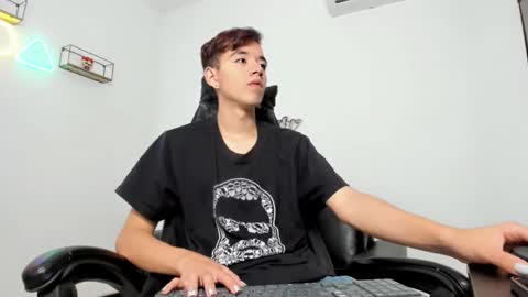 bunny online show from November 3, 12:28 pm