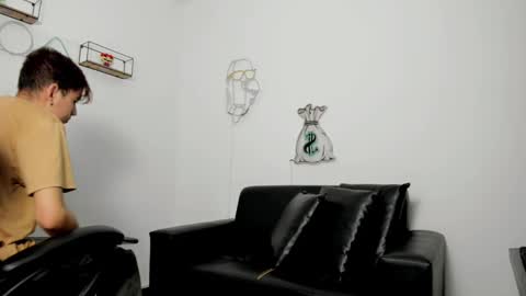 bunny online show from November 24, 12:16 pm