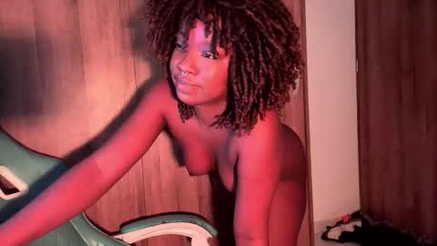 Isa online show from October 7, 8:39 pm