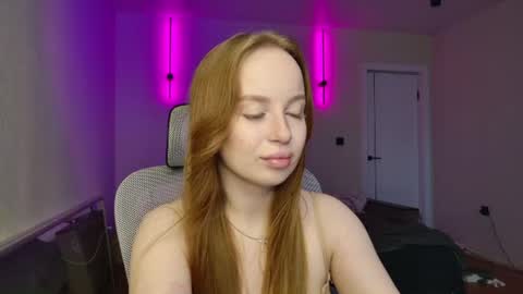 Mary online show from June 12, 2:27 pm