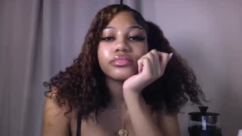 Snapshot of bunnybarbi3 chatting on October 17, 2:37 am bunnybarbi3 online show from October 17, 2:37 am