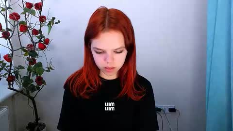 Snapshot of bunnybloom_ chatting on October 15, 4:45 am Ariel online show from October 15, 4:45 am