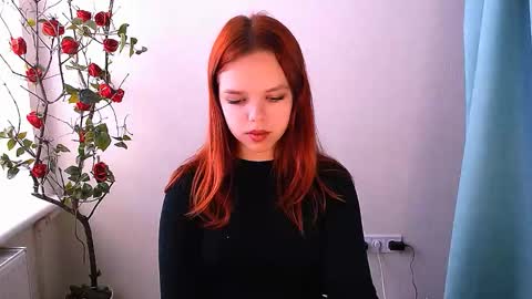 Snapshot of bunnybloom_ chatting on November 3, 6:58 am Ariel online show from November 3, 6:58 am