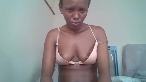 bunnydiva_ online show from October 13, 6:08 pm