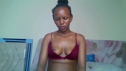 bunnydiva_ online show from November 6, 7:37 pm