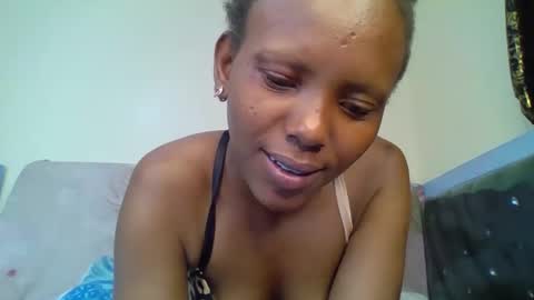 bunnydiva_ online show from November 7, 7:58 pm