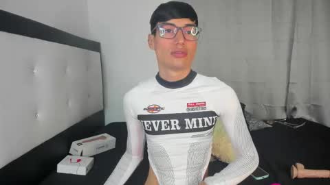 Bunny Hells online show from November 29, 10:24 pm