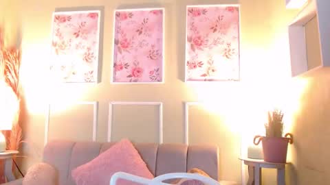 ANASTASIA online show from February 1, 12:15 pm