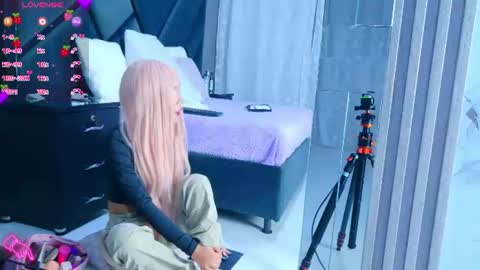 Snapshot of bunnysexyy chatting on July 28, 3:24 am Bunny online show from July 28, 3:24 am