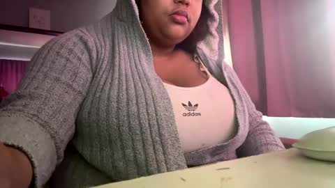 Snapshot of bunnyslittlecum chatting on November 12, 5:57 pm Bunnygirl Onyx online show from November 12, 5:57 pm