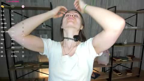 Lizy online show from June 12, 7:57 pm
