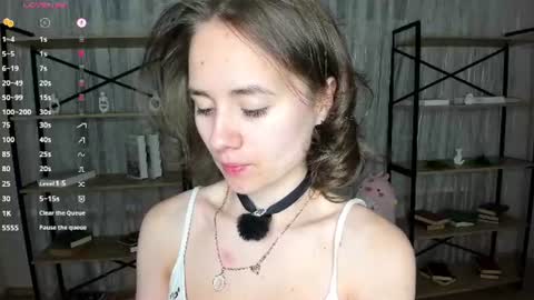 Lizy online show from June 23, 7:34 pm