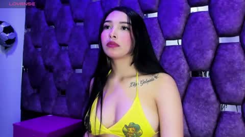 burbuja pink  online show from July 14, 3:33 am
