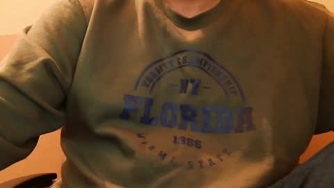 Hairy Arabian online show from December 18, 4:39 pm
