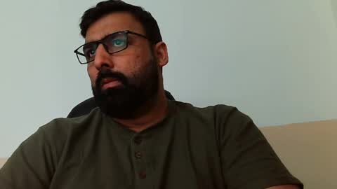 Hairy Arabian online show from February 3, 10:58 am