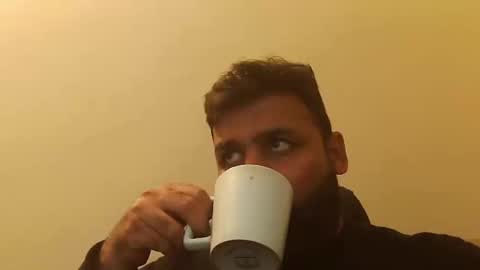 Hairy Arabian online show from February 26, 10:15 am