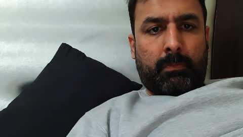 Hairy Arabian online show from December 2, 9:47 am