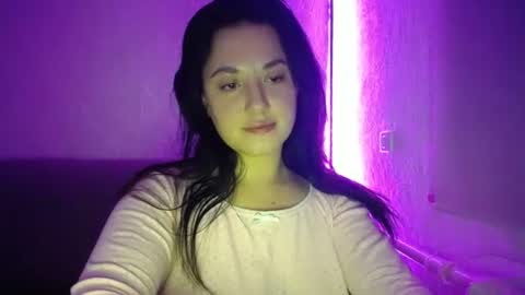 Snapshot of burn_baby_brun chatting on December 26, 4:47 pm Cake online show from December 26, 4:47 pm