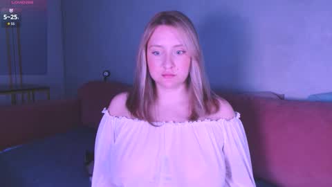 Lissa online show from December 17, 3:18 pm