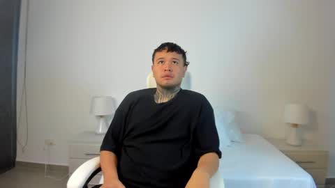 Snapshot of burning_diamond__ chatting on June 3, 11:24 am Nova and Sammy online show from June 3, 11:24 am
