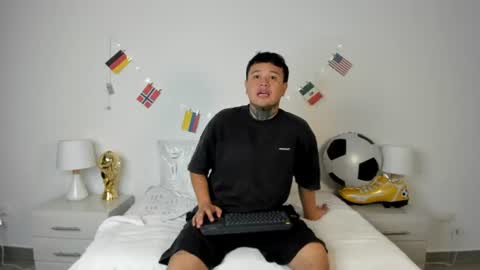 Snapshot of burning_diamond__ chatting on June 13, 11:08 am Nova and Sammy online show from June 13, 11:08 am