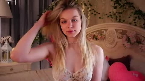 Jessica online show from November 11, 3:23 pm