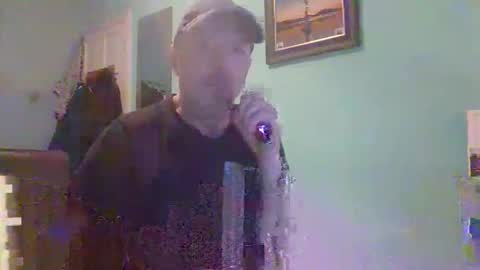 burnleyguy1977 online show from April 1, 9:34 pm