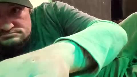 Snapshot of burnout1315 chatting on February 27, 6:13 am Burnout1315 online show from February 27, 6:13 am